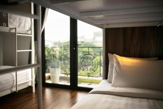 Hanoi Eastern Gate Hostel & Spa Exterior photo